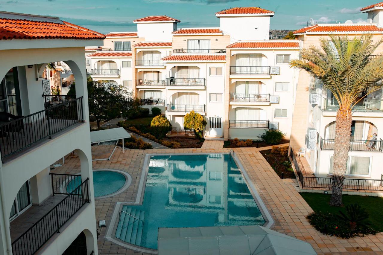 Fantastic 4 Cyprus First Line Beachfront Boghaz Exterior foto
